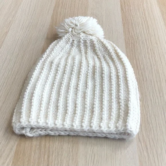 Zara Chunky Knit Pom Pom Hat Unisex Size M. - Picture 2 of 6